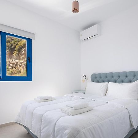 Molos Apartments Loutro Exterior foto