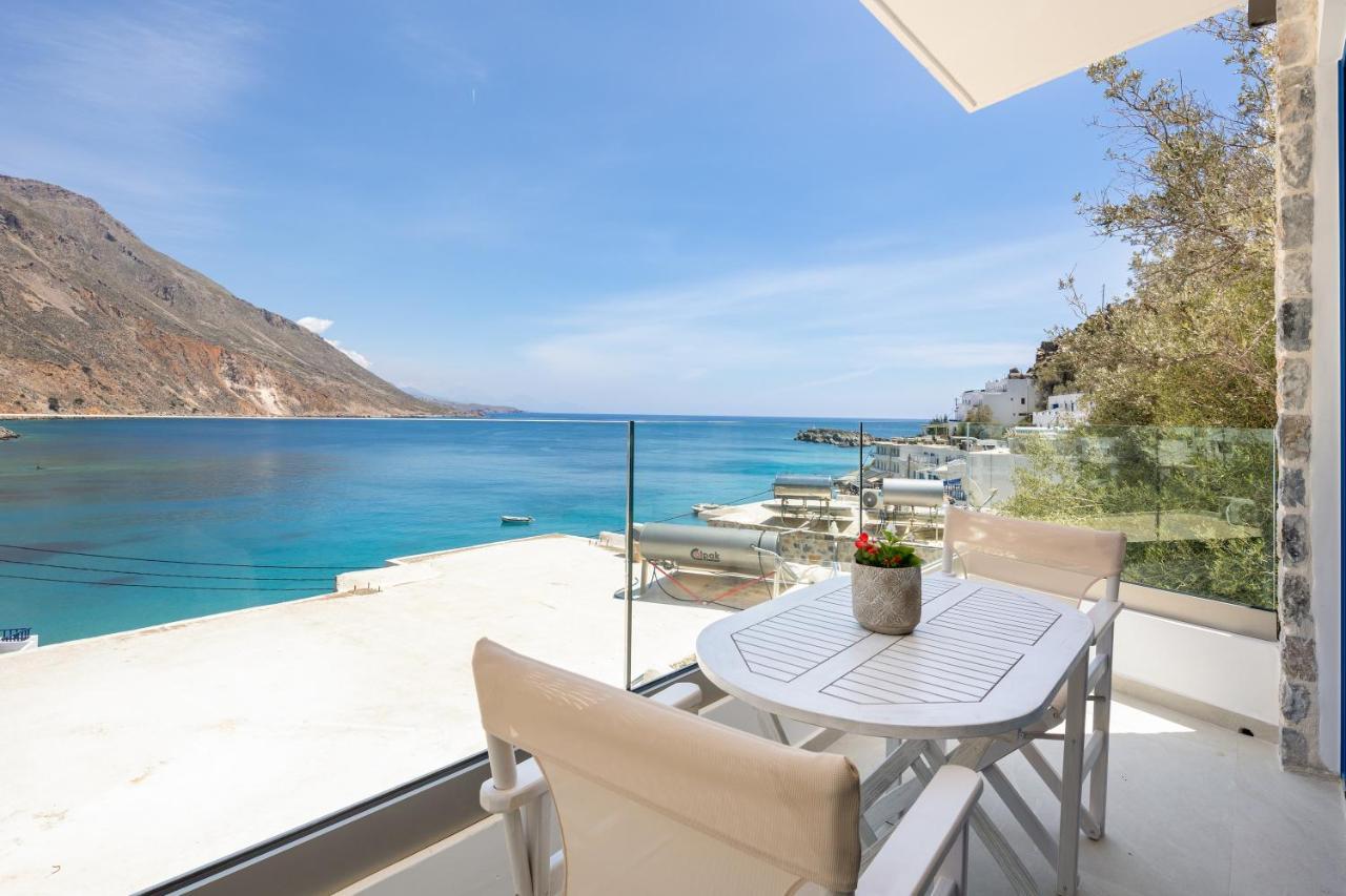 Molos Apartments Loutro Exterior foto