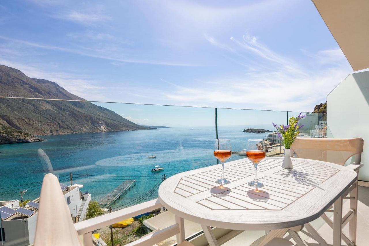 Molos Apartments Loutro Exterior foto