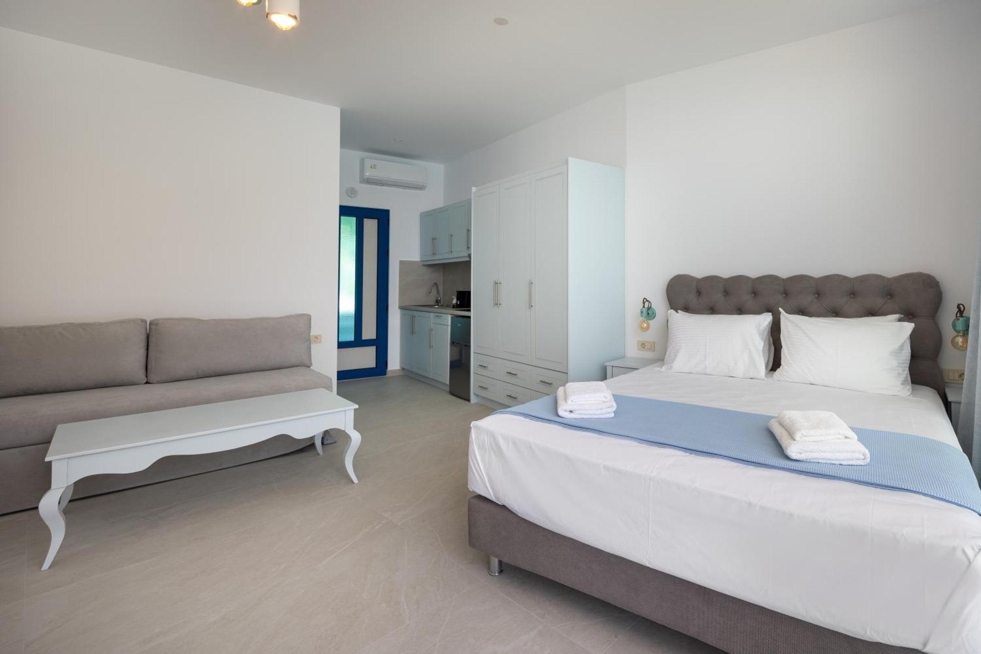 Molos Apartments Loutro Cameră foto