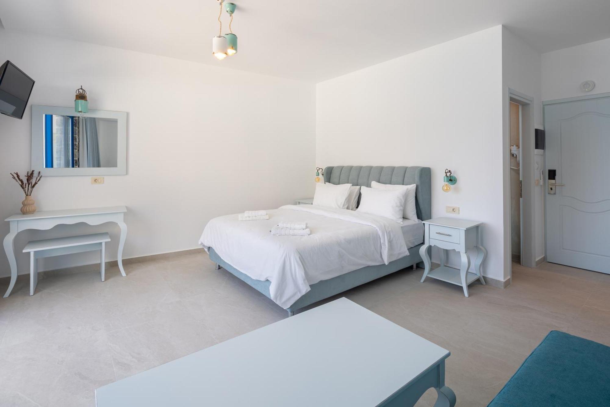 Molos Apartments Loutro Cameră foto