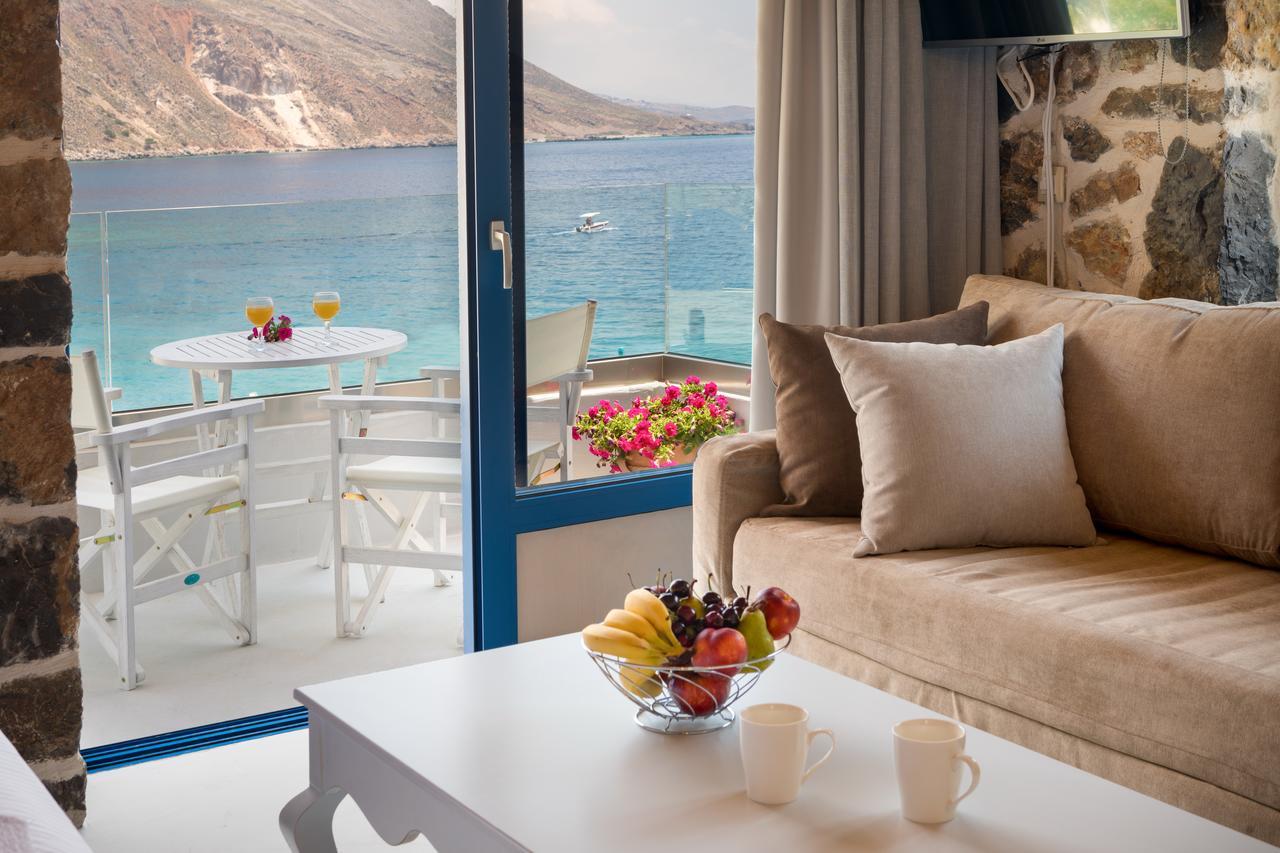 Molos Apartments Loutro Exterior foto